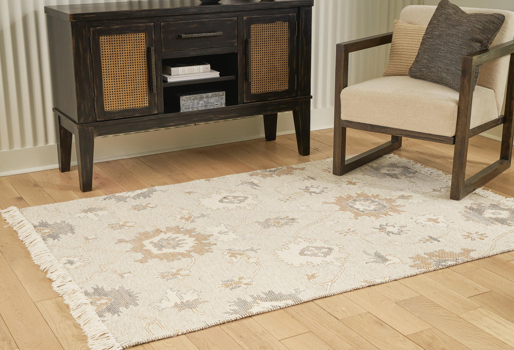 Signature Design Medium Rug 5 FT by 7.41 FT