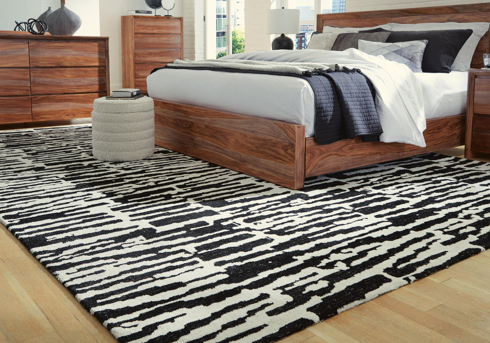 Signature Design Extra Large Rug 10.25 FT by 14.17 FT