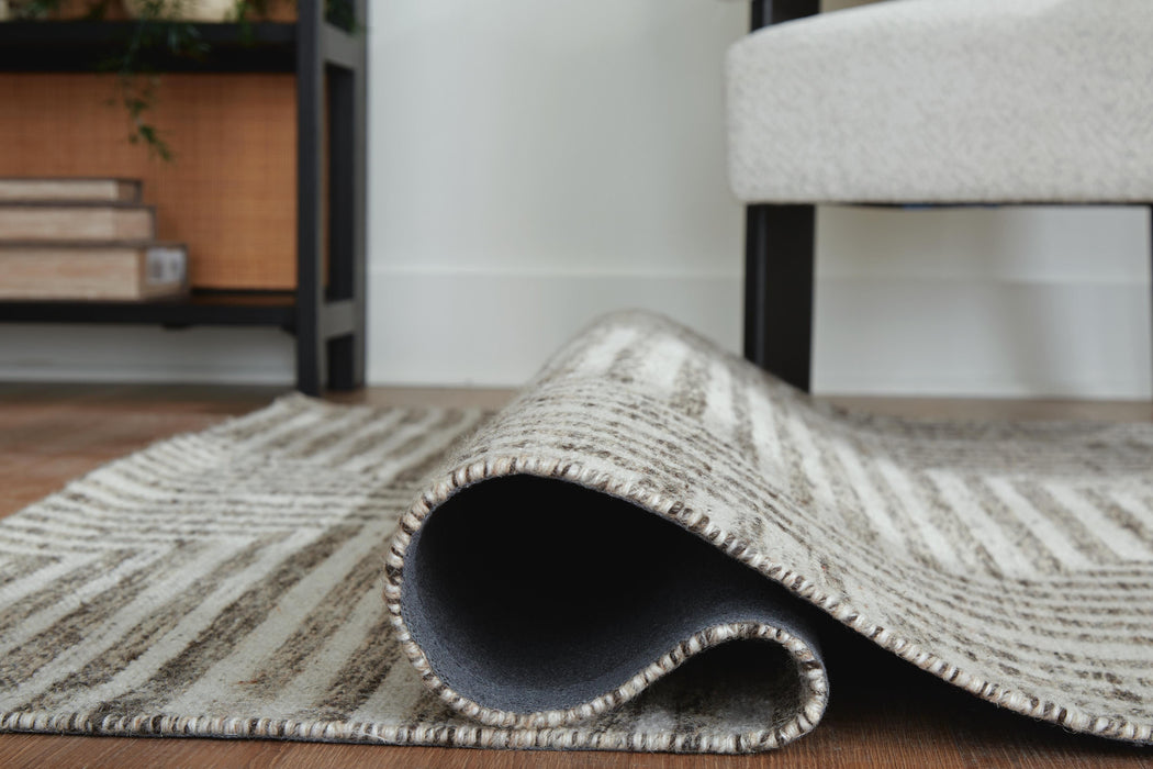 Signature Design Large Rug 8.06 FT by 9.96 FT