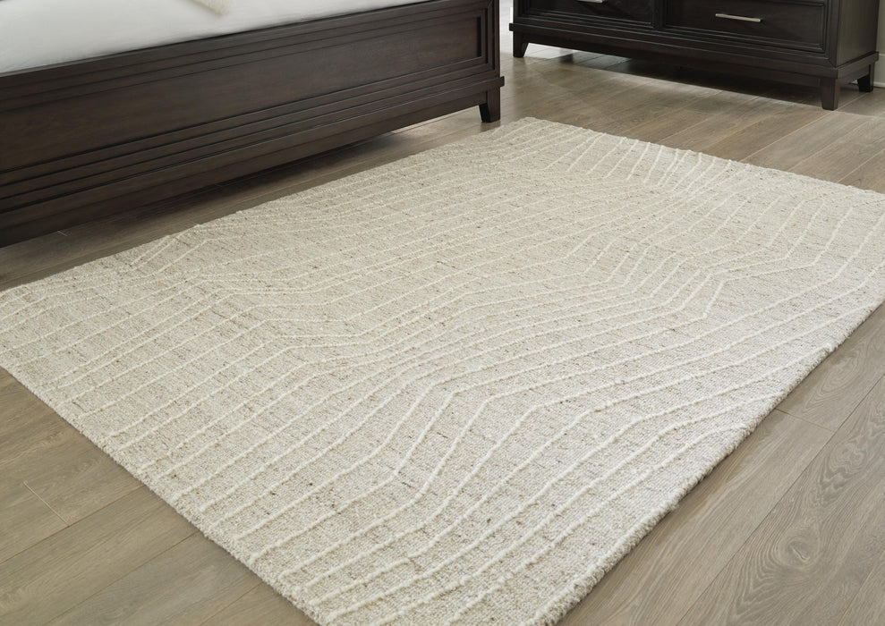Signature Design Medium Rug 5.01 FT by 7.02 FT