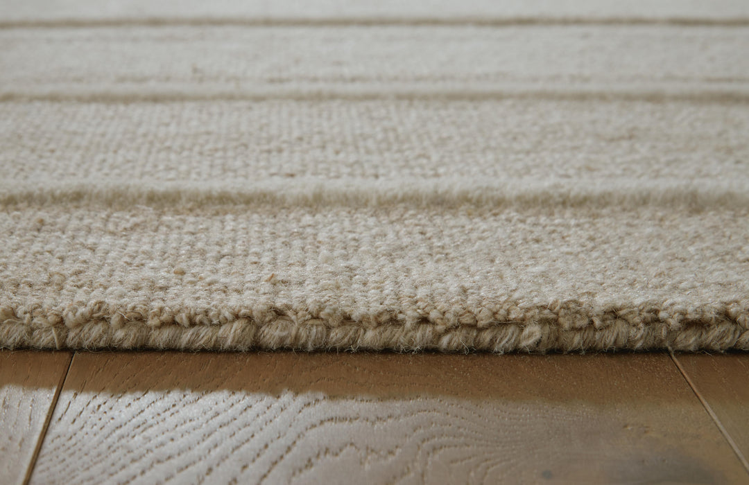 Signature Design Extra Large Rug 9.95 FT by 13.71 FT