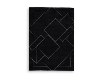 Signature Design Medium Rug 5.2 FT by 6.98 FT