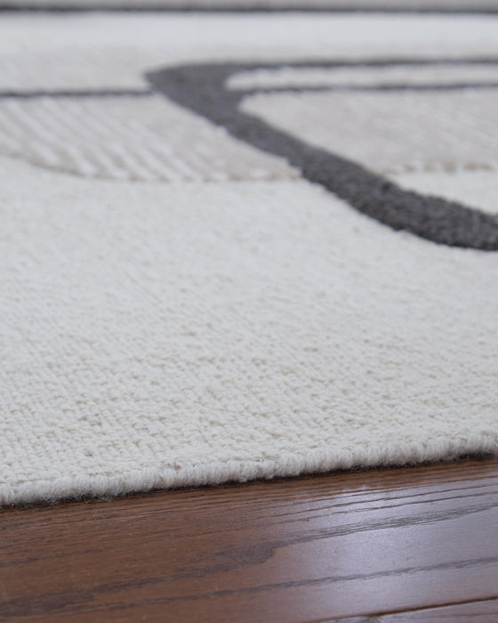 Signature Design Large Rug 7.63 FT by 9.83 FT