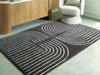 Signature Design Medium Rug 4.96 FT by 6.81 FT
