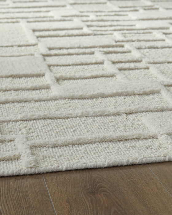 Signature Design Medium Rug 5.04 FT by 6.98 FT