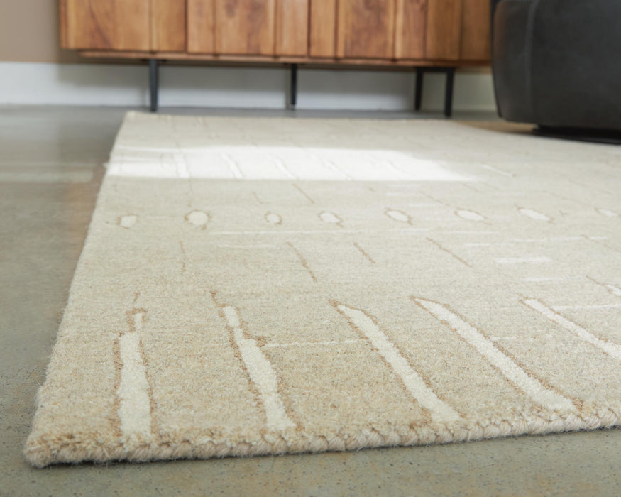 Signature Design Large Rug 7.6 FT by 9.6 FT
