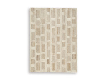 Signature Design Medium Rug 4.92 FT by 6.94 FT