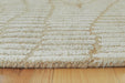 Signature Design Medium Rug 5.08 FT by 7 FT