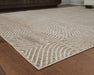Signature Design Medium Rug 5.19 FT by 6.9 FT