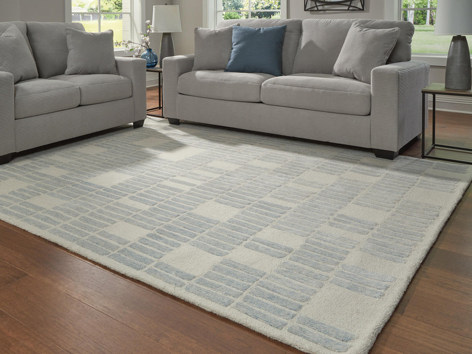 Signature Design Large Rug 7.58 FT by 9.77 FT