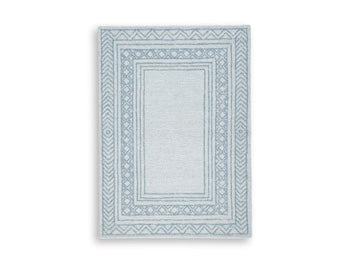 Signature Design Medium Rug 4.96 FT by 6.9 FT
