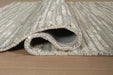 Signature Design Medium Rug 5.06 FT by 6.88 FT