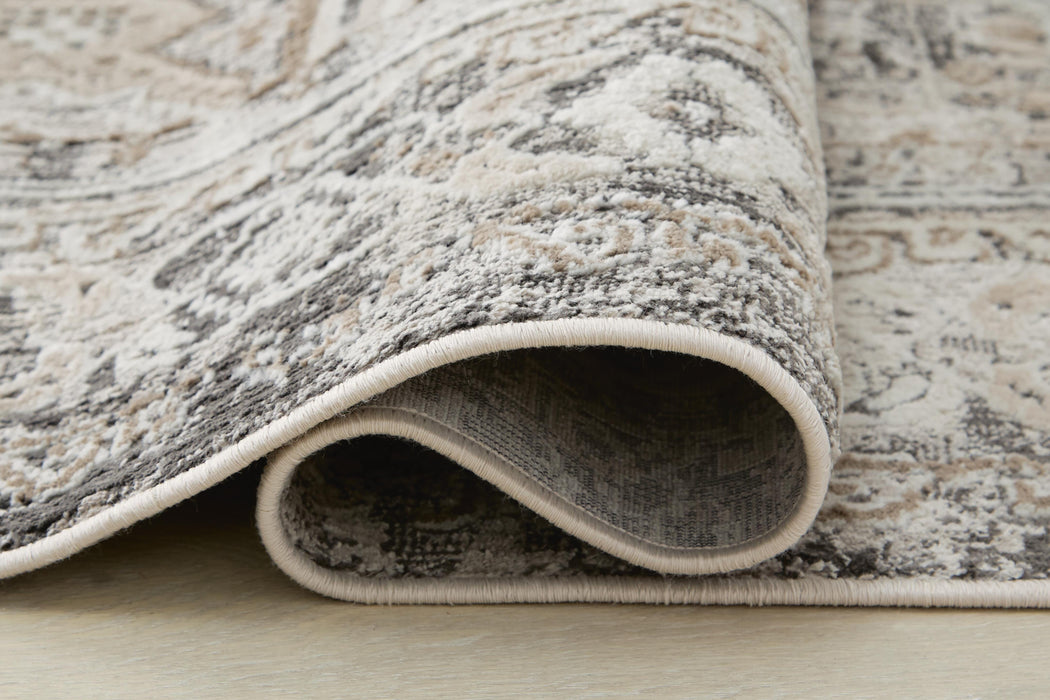 Signature Design Medium Rug 5.25 FT by 7 FT