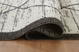 Signature Design Medium Rug 5.27 FT by 7.06 FT