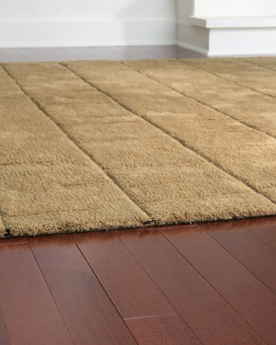 Signature Design Medium Rug 5.01 FT by 7.06 FT