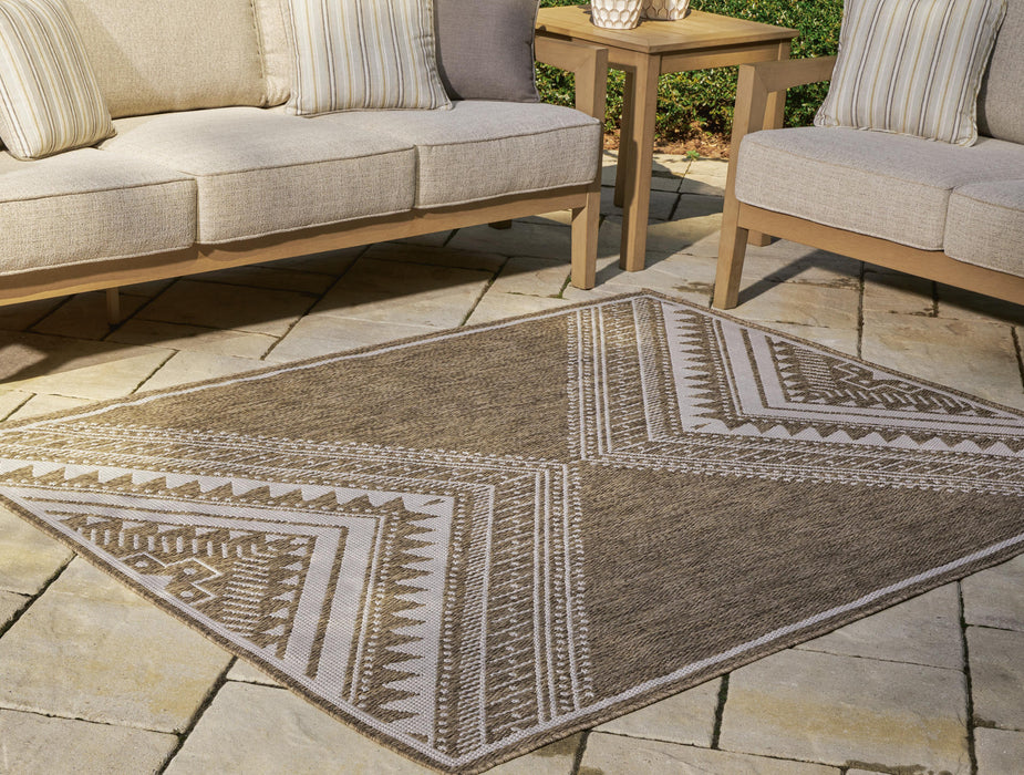 Signature Design I/O Large Rug 7.89 FT by 10.08 FT