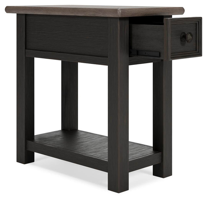 Signature Design Grayish Brown/Black Chair Side End Table