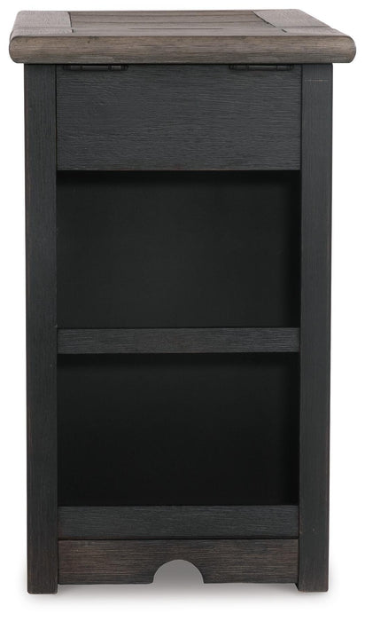 Signature Design Grayish Brown/Black Chair Side End Table