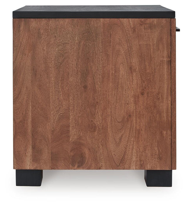 Signature Design Warm Brown/Black Chair Side End Table