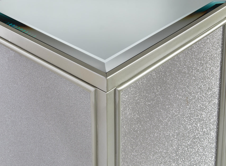 Signature Design Silver Finish Nesting End Tables (2/CN)