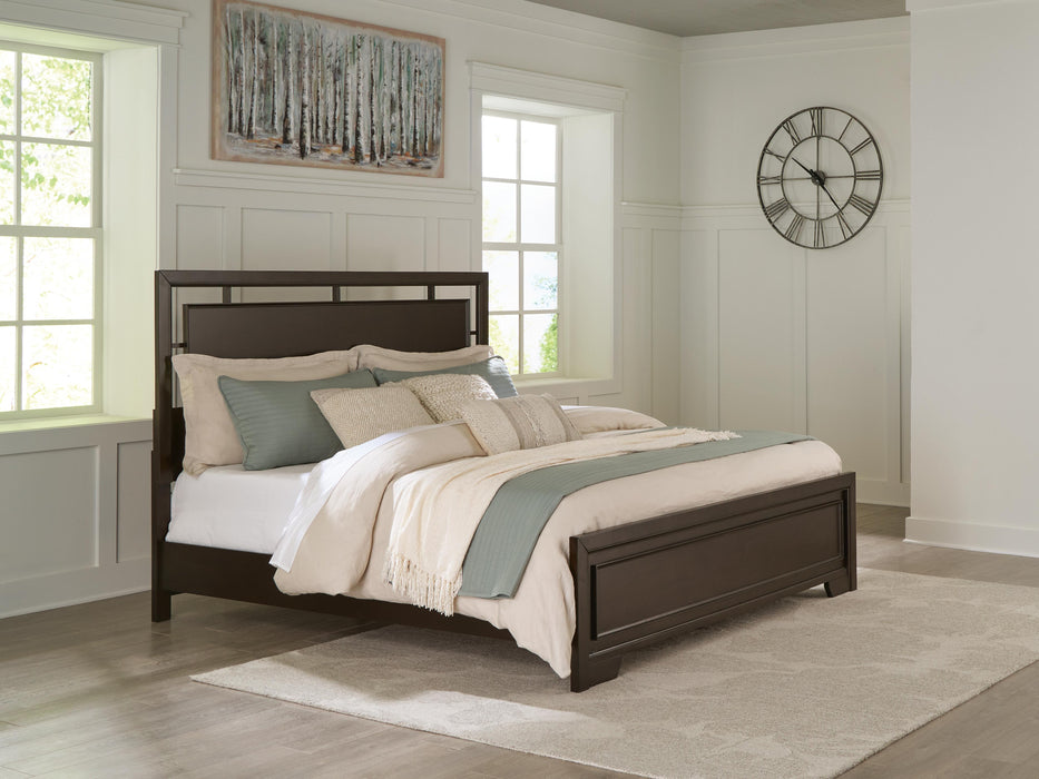 Covetown Dark Brown Covetown King Panel Bed