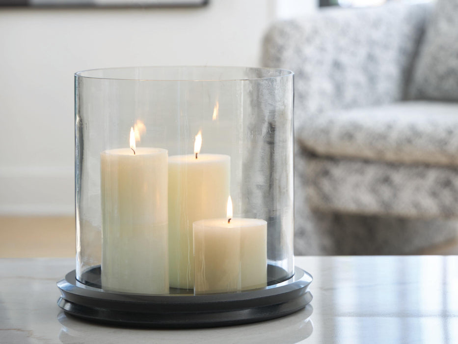 Saskia Clear/Black Candle Holder