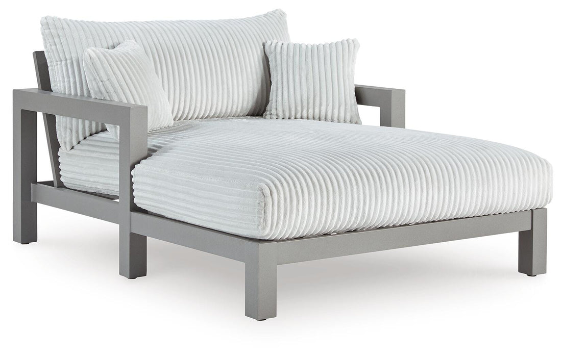 Moonlight View Gray Chaise Lounge with Cushion