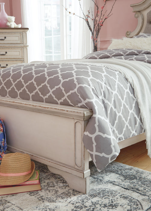 Realyn Chipped White Realyn Twin Panel Bed