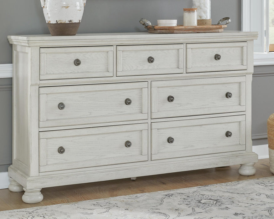 Robbinsdale Antique White Bedroom Furniture Pieces
