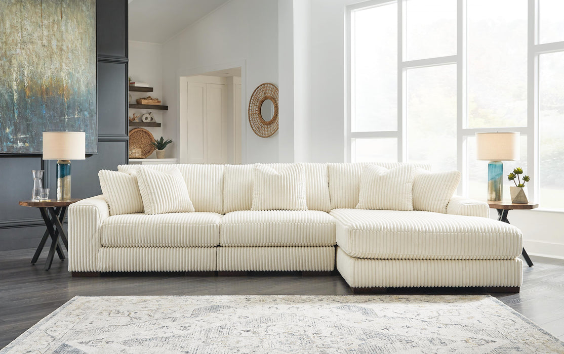 Lindyn Ivory Lindyn 3-Piece Sectional with Chaise
