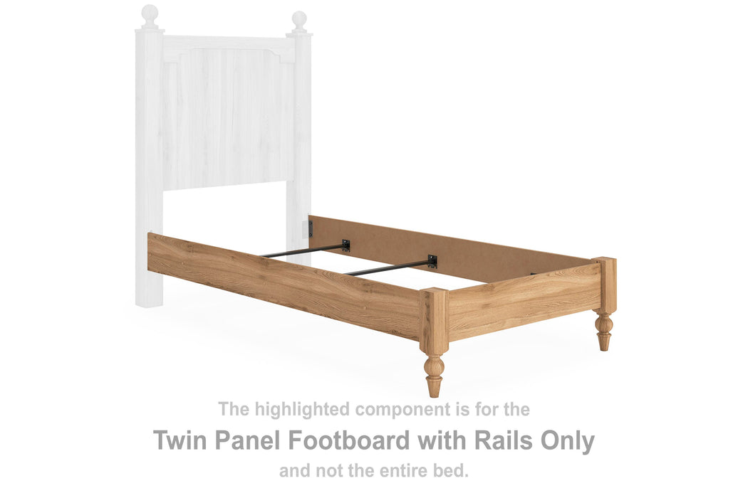 Galletyn Warm Brown Twin Panel Footboard w/Rails