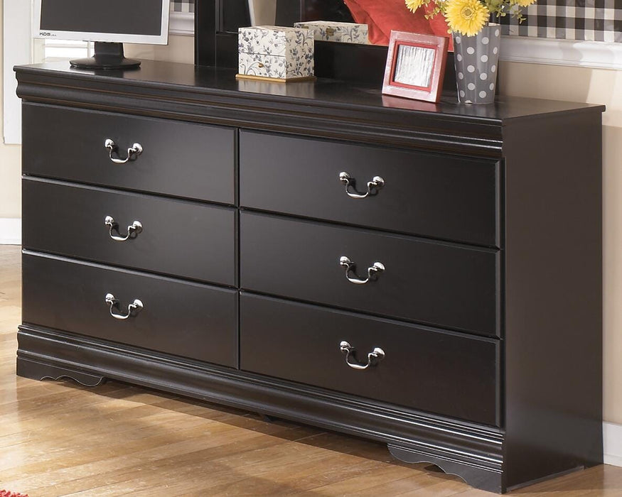 Huey Vineyard Black Six Drawer Dresser