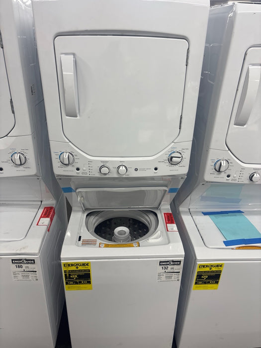 GE Unitized Spacemaker® 2.3 cu. ft. Capacity Washer with Stainless Steel Basket and 4.4 cu. ft. Capacity Gas Dryer - display_model