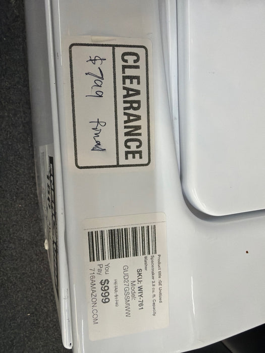 GE Unitized Spacemaker 3.8 cu. ft. Capacity Washer with Stainless Steel Basket and 5.9 cu. ft. Capacity Gas Dryer - display_model