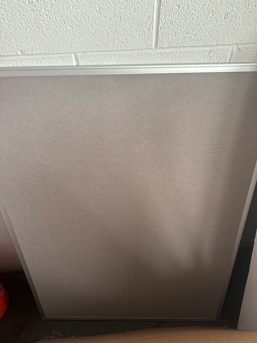 VIZ-PRO Notice Board Felt Gray, 48 X 36 Inches, Silver Aluminium Frame - open_box