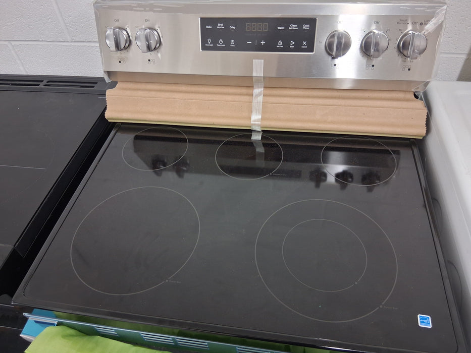 GE® ENERGY STAR® 30" Free-Standing Electric Range with Crisp Mode