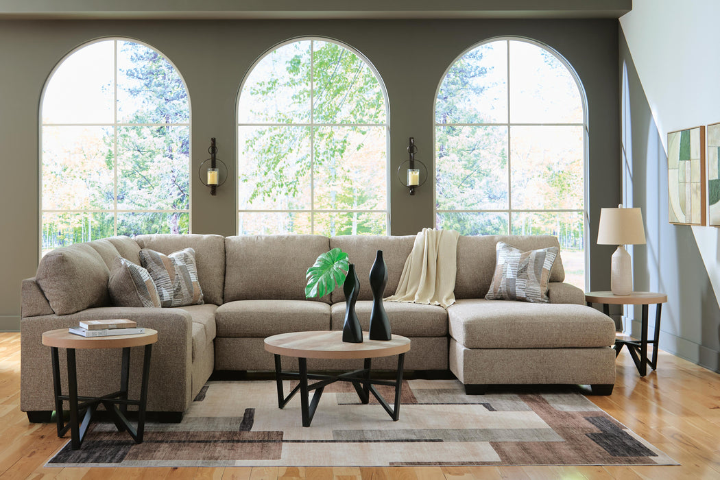 Newellen Hemp Newellen 3-Piece Sectional with Chaise