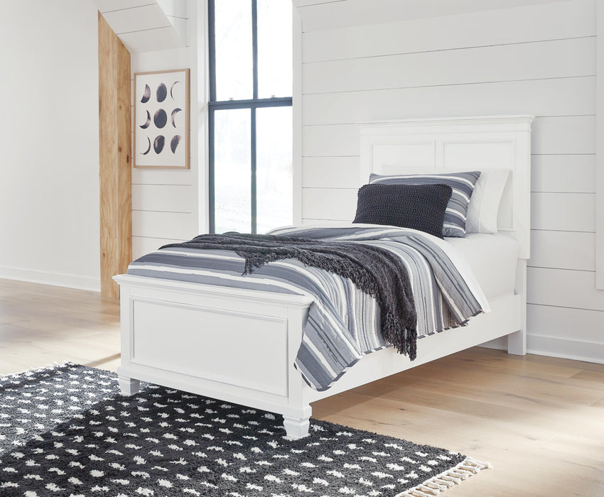 Fortman White Fortman Twin Panel Bed