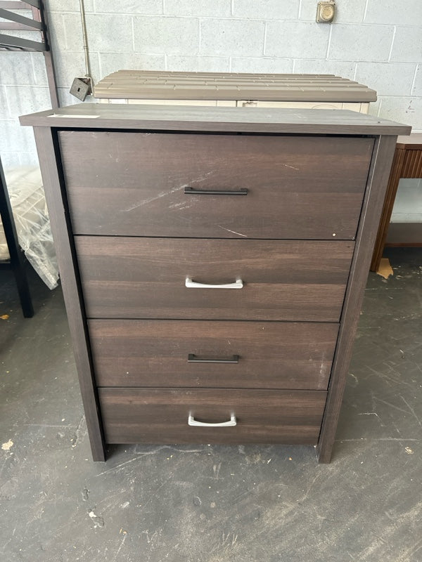 Mainstays Hillside 4-Drawer Dresser, Espresso Finish - used_good