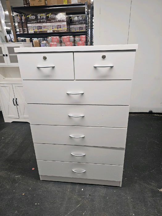 HODEDAH 7 Drawer Wood Dresser for Bedroom, 31.5 inch Wide Chest of Drawers, with 2 Locks on the Top Drawers, Storage Organization Unit for Clothing, White - new