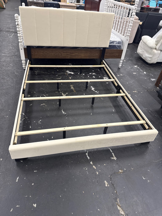 Hillsdale Living Essentials 2704-502 Reece Channel Stitched Upholstered Queen - new