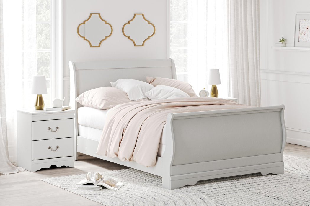 Anarasia White Anarasia Full Sleigh Bed