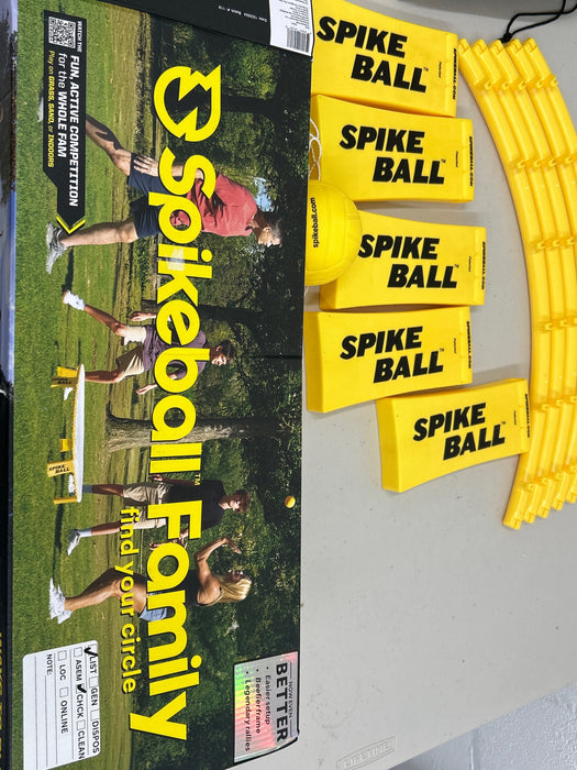 Spikeball Family Set with Bag, Playing Net & Ball - new