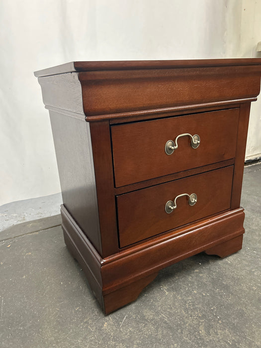 Furniture of America Arabella Traditional Solid Wood Nightstand with Drawers and Antique Nickle Handles, Small Bedside Table, No Assembly Wooden Night Stand for Bedroom, Guest Room, Dorm, Cherry -