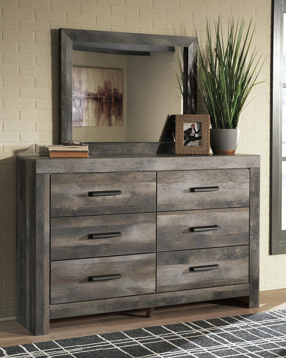 Wynnlow Gray Wynnlow Dresser and Mirror