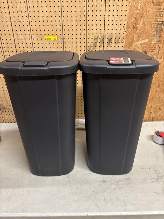 Hefty 13.3 Gallon Trash Can, Plastic Touch Top Kitchen Trash Can, Black - new
