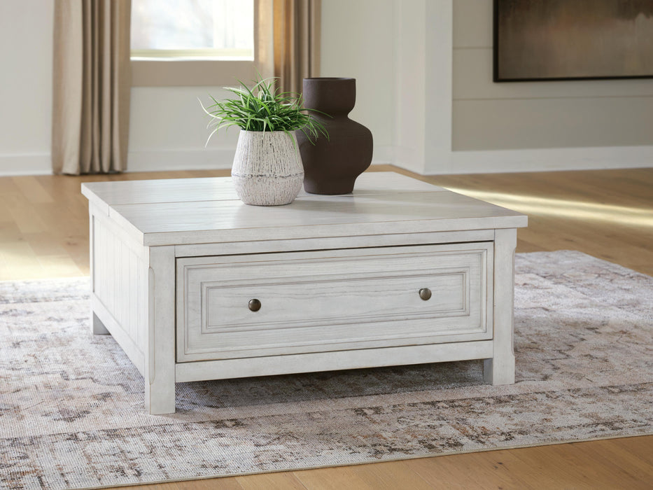 Robbinsdale Antique White Lift Top Cocktail Table