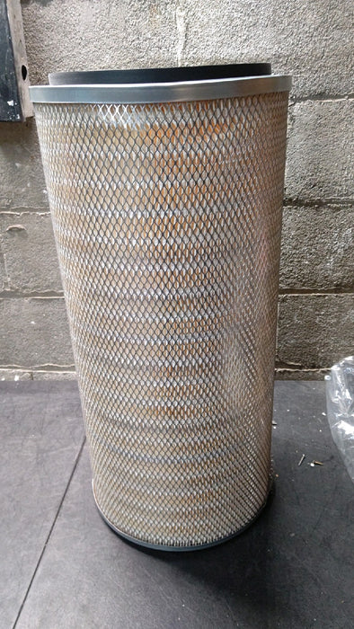 Baldwin Pa2608 - Air Filter Element - Damaged on the Bottom - Check Images - new