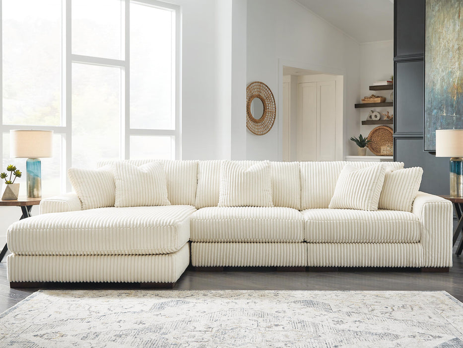 Lindyn Ivory Lindyn 3-Piece Sectional with Chaise