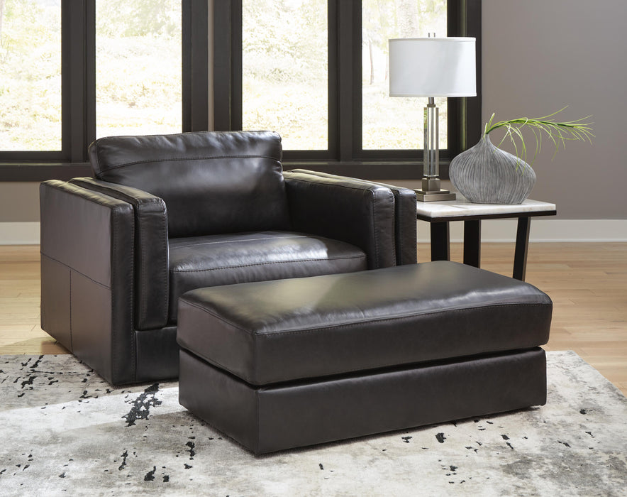Amiata Onyx Amiata Chair and Ottoman